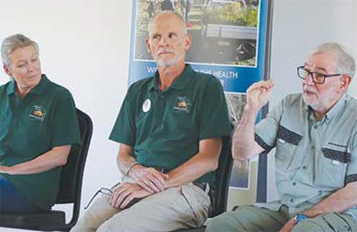 Speakers at the recent Forum (left to right) Dr Liz Kington, Greg Warburton and Ron Johnstone. Photo- Kim Sarti.