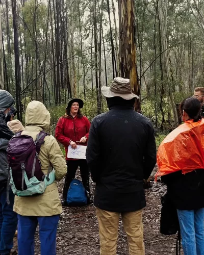 Survey lead, Melissa Howe, talking to her survey group.